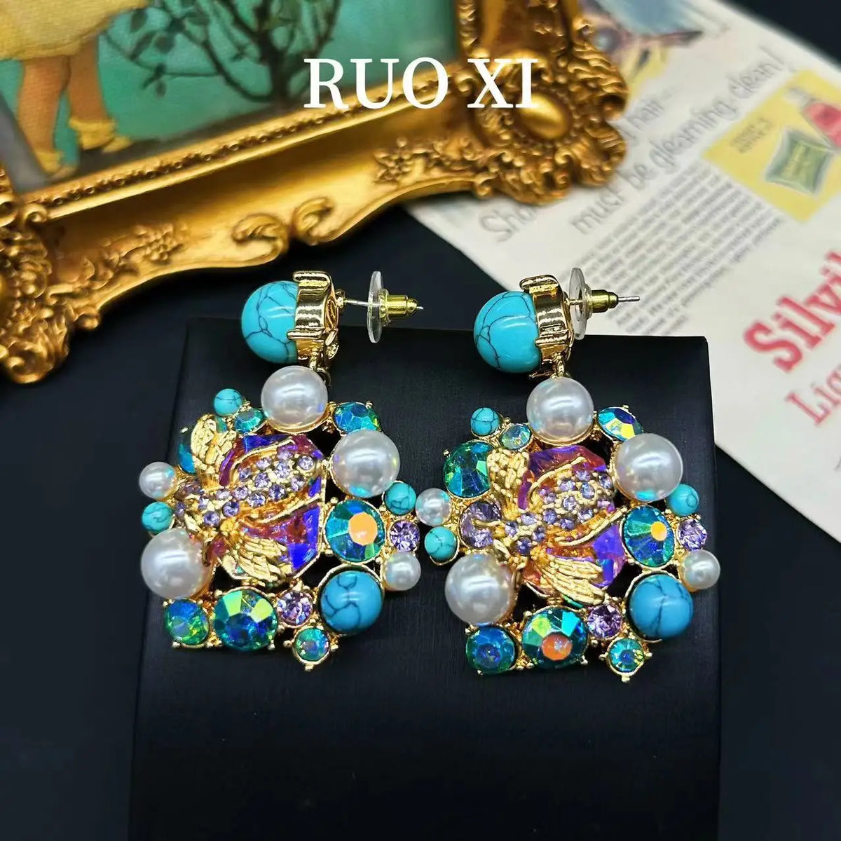 Vintage Ornament Vintage Turquoise Light Luxury Colorful Glass Bee Flower Earrings