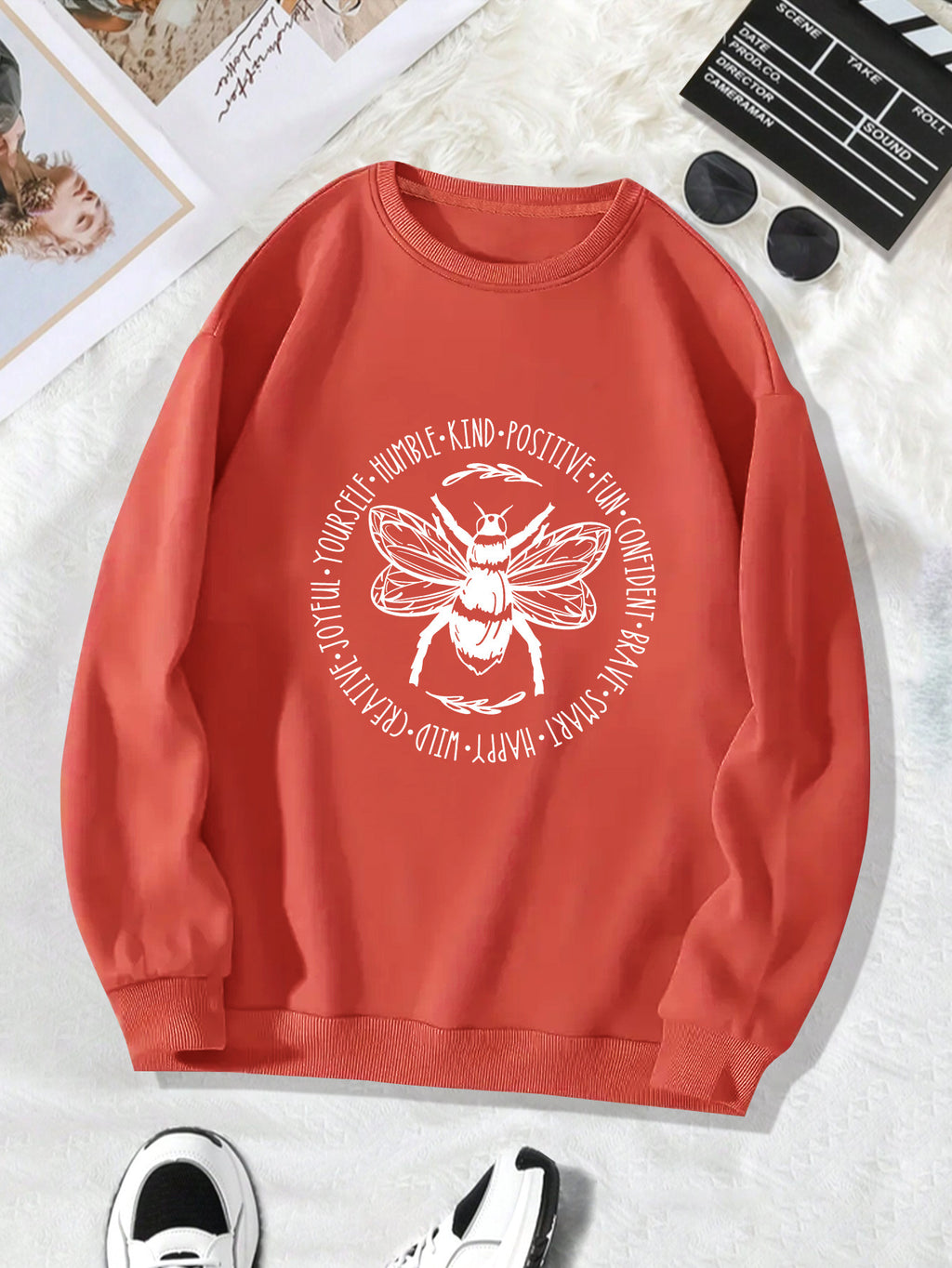 Back collar with fleece hoodie round neck, KING POSITIVE bee