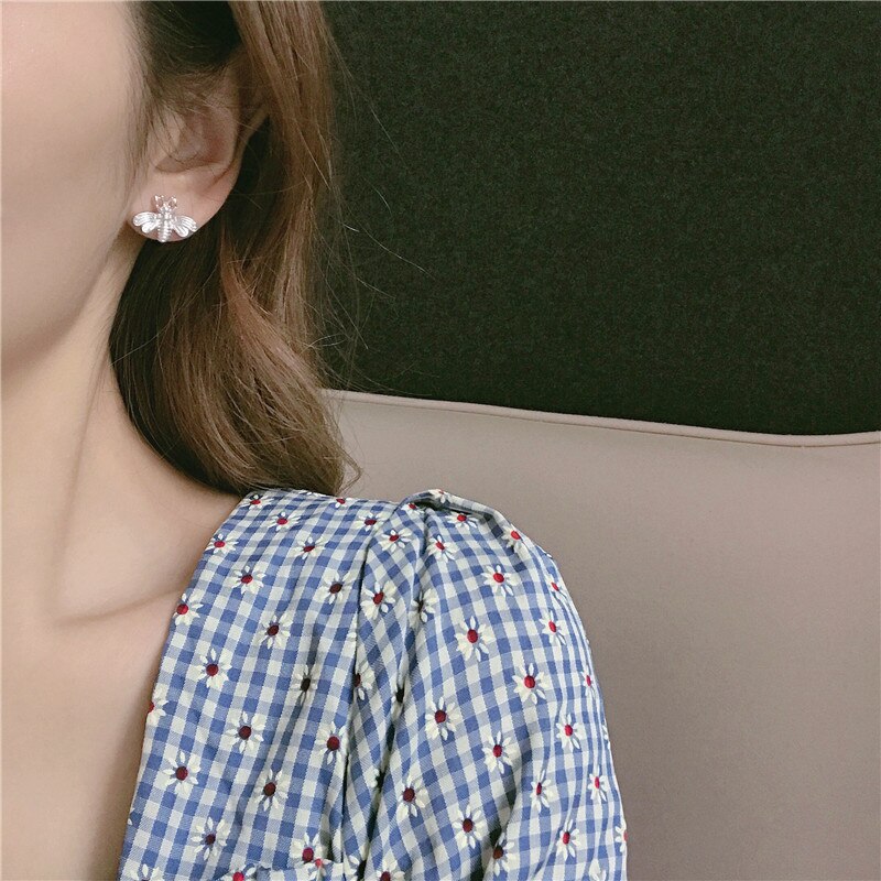 Matte Gold Silver Color Honey Bee Tiny Honeybee Stud Earrings Woodland Insect Fly Bird Honey Bumble Bee Earrings for Women Girl
